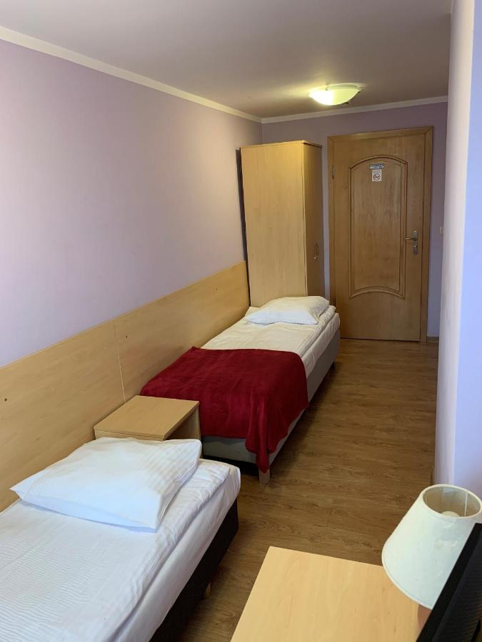 Ludowa Restauracja & Noclegi Kietrz Экстерьер фото