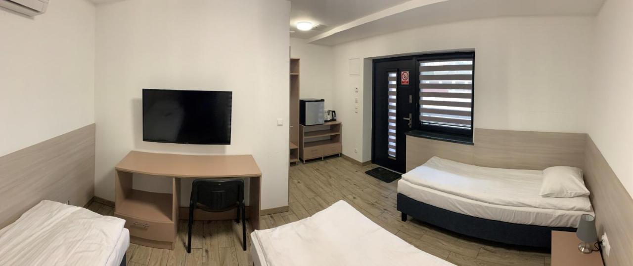 Ludowa Restauracja & Noclegi Kietrz Экстерьер фото