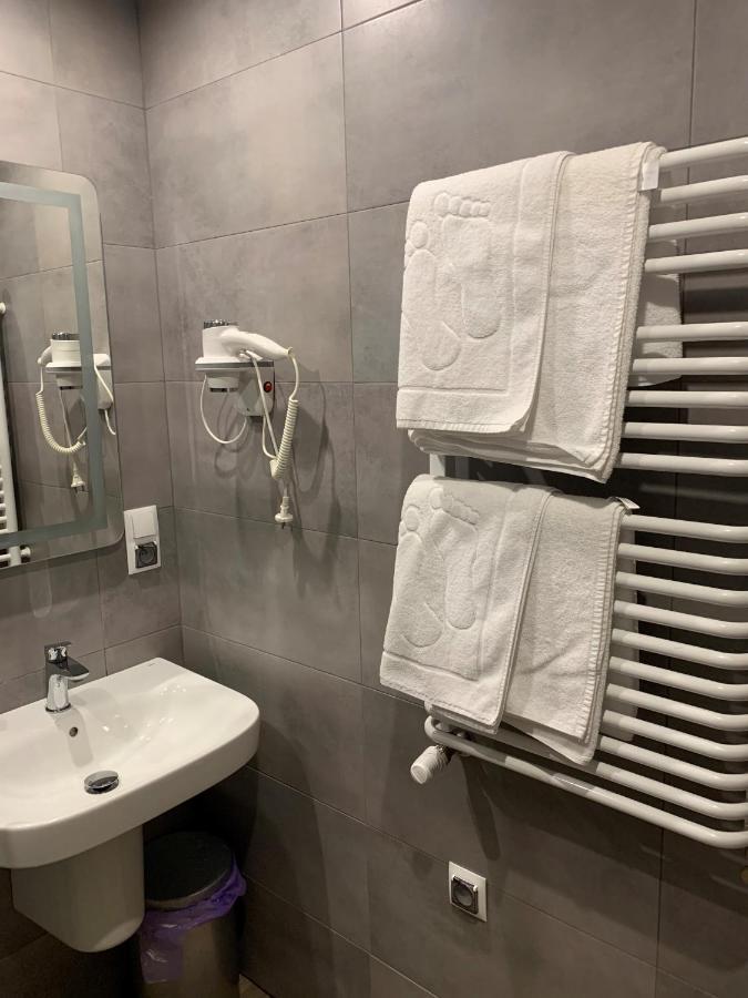 Ludowa Restauracja & Noclegi Kietrz Экстерьер фото