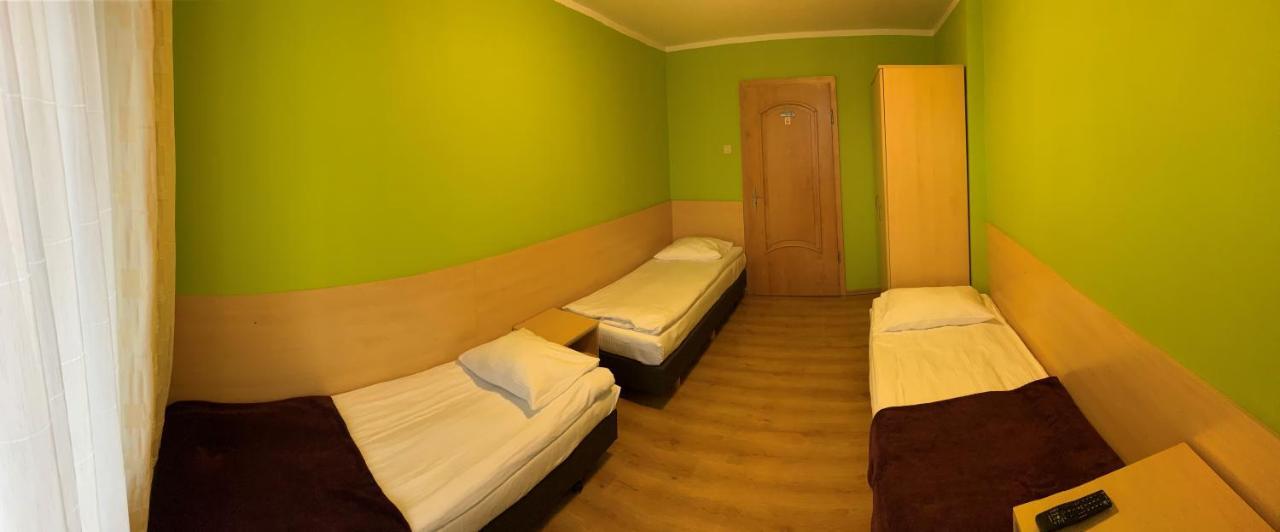 Ludowa Restauracja & Noclegi Kietrz Экстерьер фото